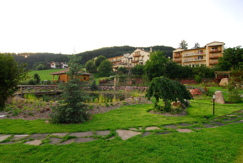 Mirabell Alpine Garden Resort & Spa Сьюзи Экстерьер фото